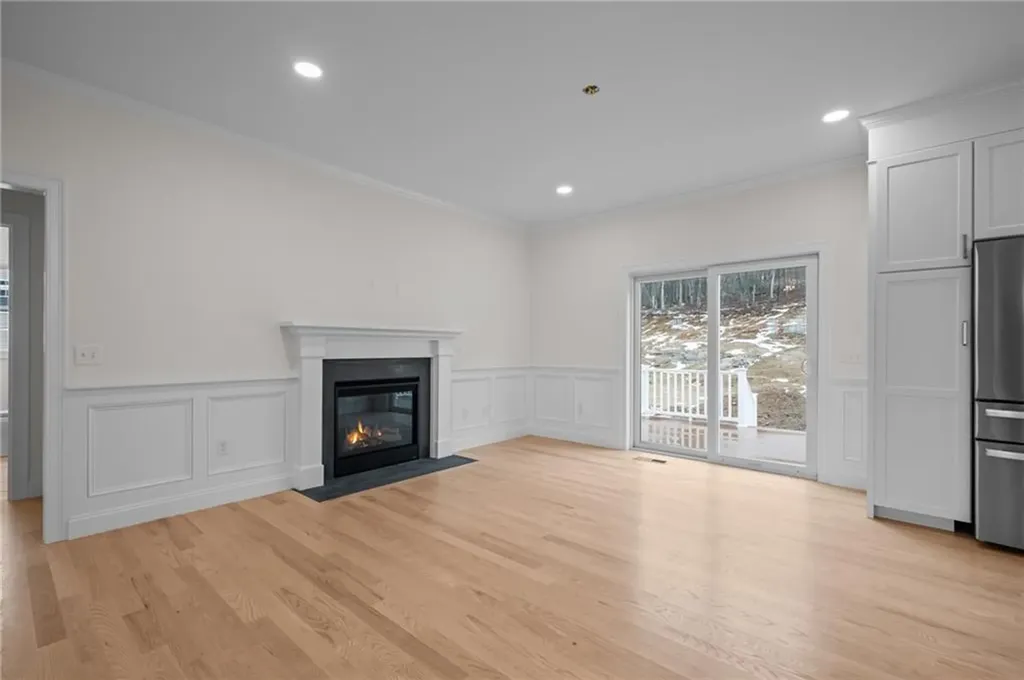 5 Justin Court Johnston RI 02919