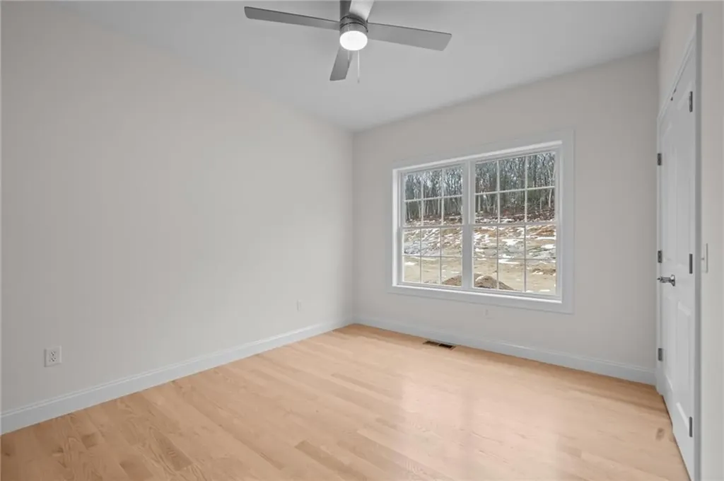 5 Justin Court Johnston RI 02919