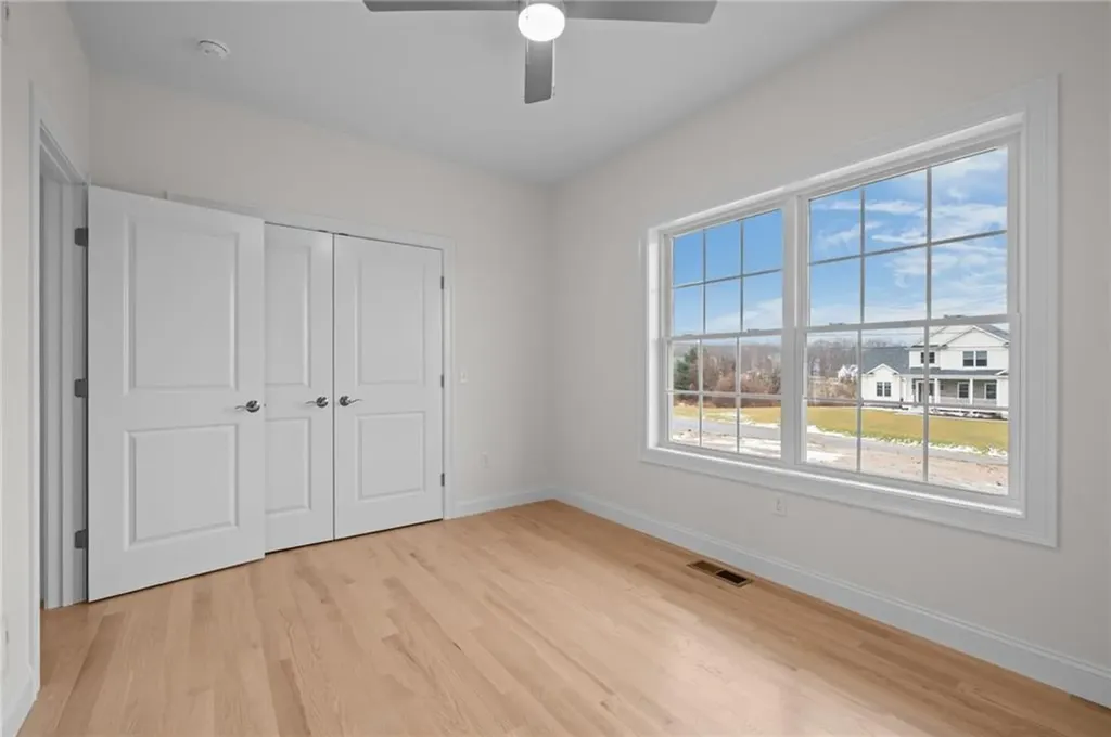 5 Justin Court Johnston RI 02919