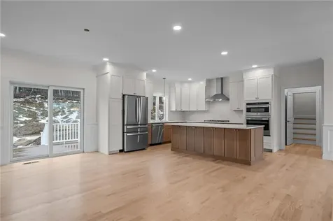 5 Justin Court Johnston RI 02919