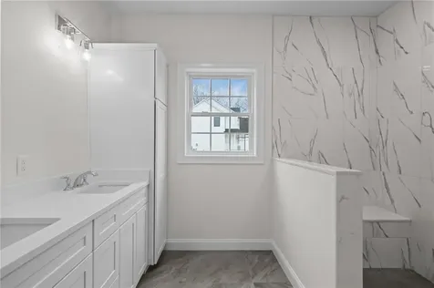 5 Justin Court Johnston RI 02919