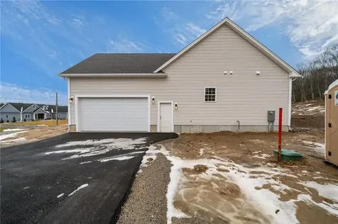 5 Justin Court Johnston RI 02919