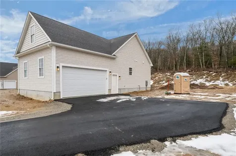 5 Justin Court Johnston RI 02919