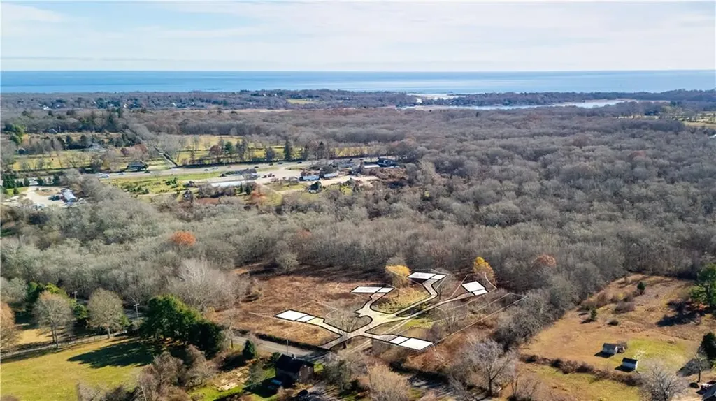176 Saugatucket Road South Kingstown RI 02879