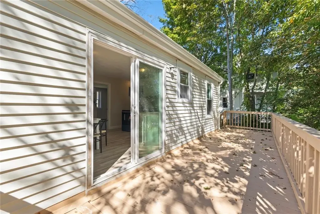 80 Summit Street Woonsocket RI 02895
