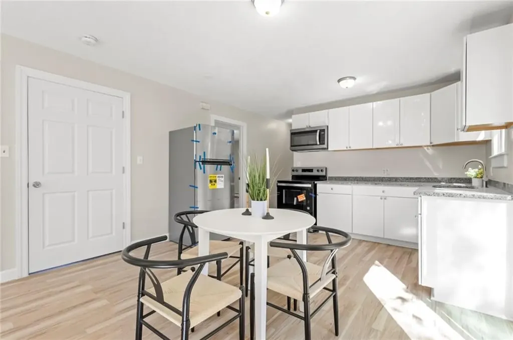 80 Summit Street Woonsocket RI 02895