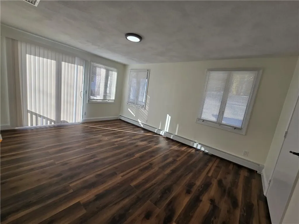96 Edgeworth Avenue Providence RI 02904