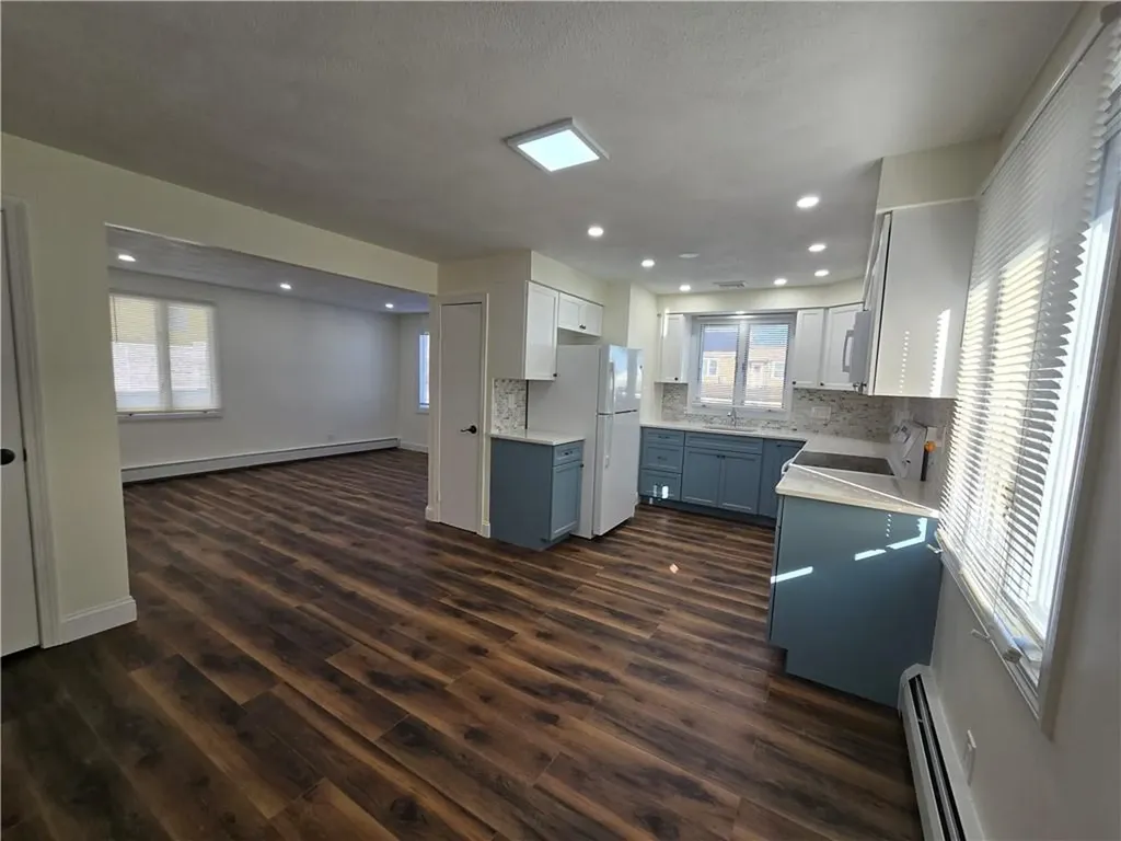 96 Edgeworth Avenue Providence RI 02904