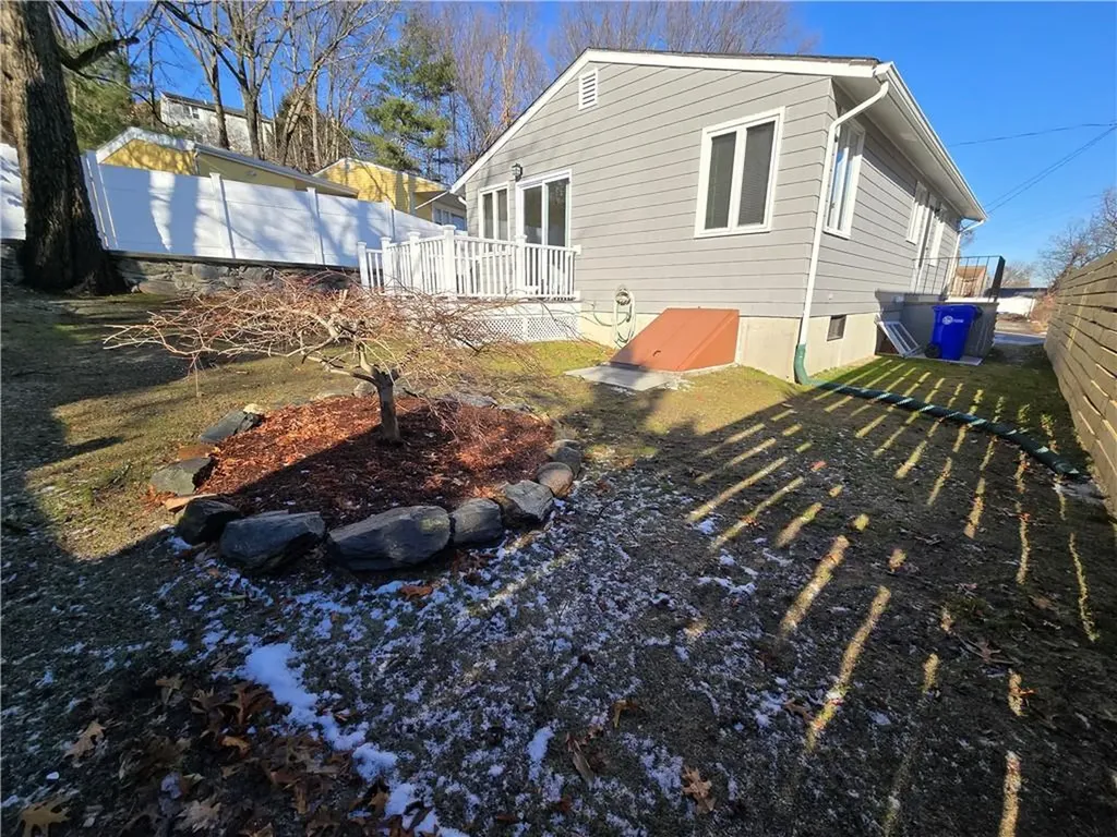 96 Edgeworth Avenue Providence RI 02904