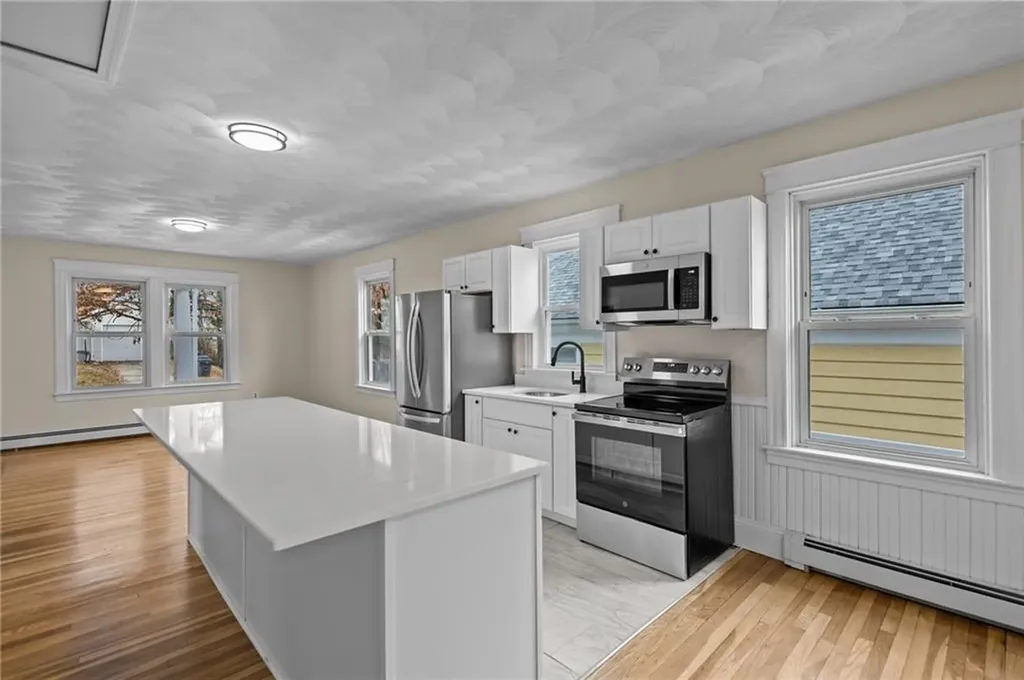 115 Hazael Street Providence RI 02908