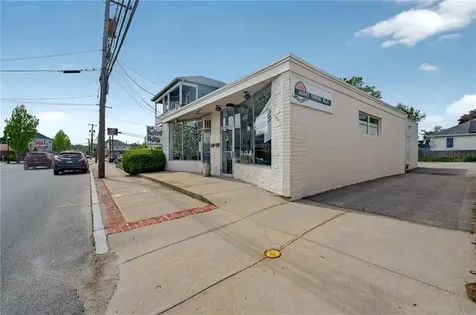 977 Mineral Spring Avenue North Providence RI 02904