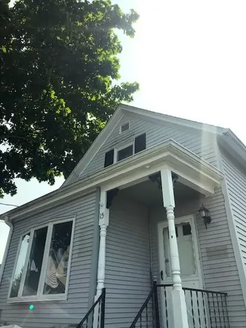 15 Rock Street Bristol RI 02809