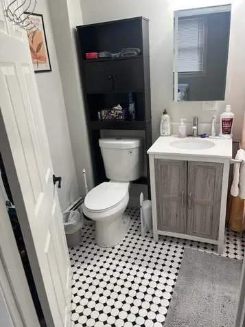 15 Rock Street Bristol RI 02809