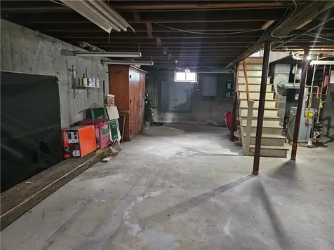 57 Wampanoag Circle North Kingstown RI 02852