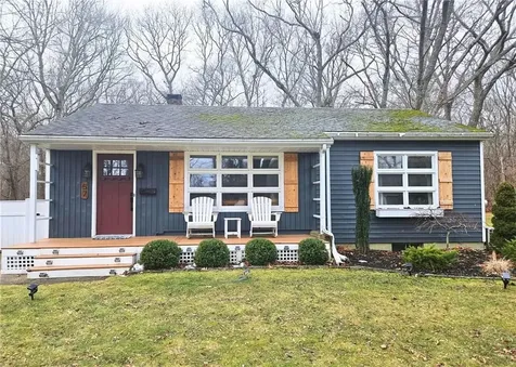 57 Wampanoag Circle North Kingstown RI 02852