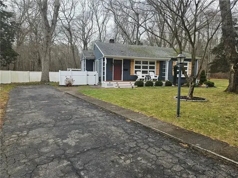 57 Wampanoag Circle North Kingstown RI 02852