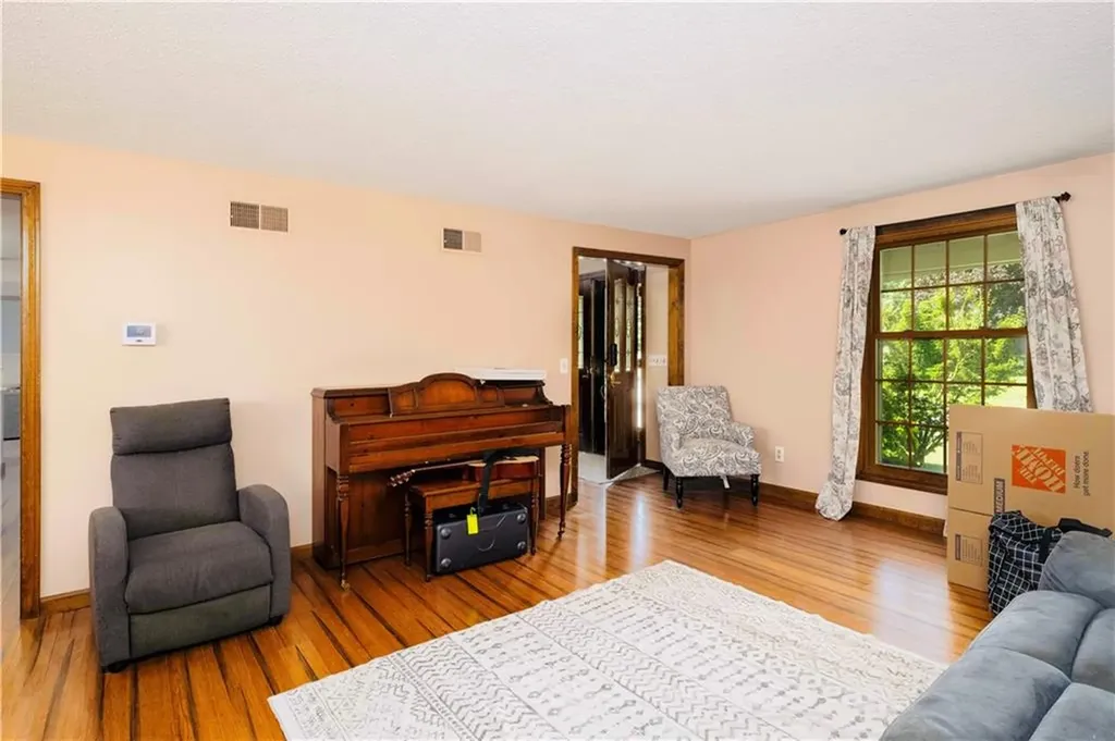 8 Winterberry Drive Coventry RI 02816