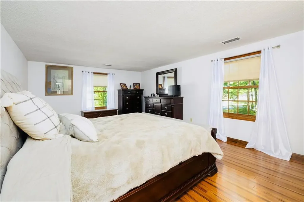 8 Winterberry Drive Coventry RI 02816