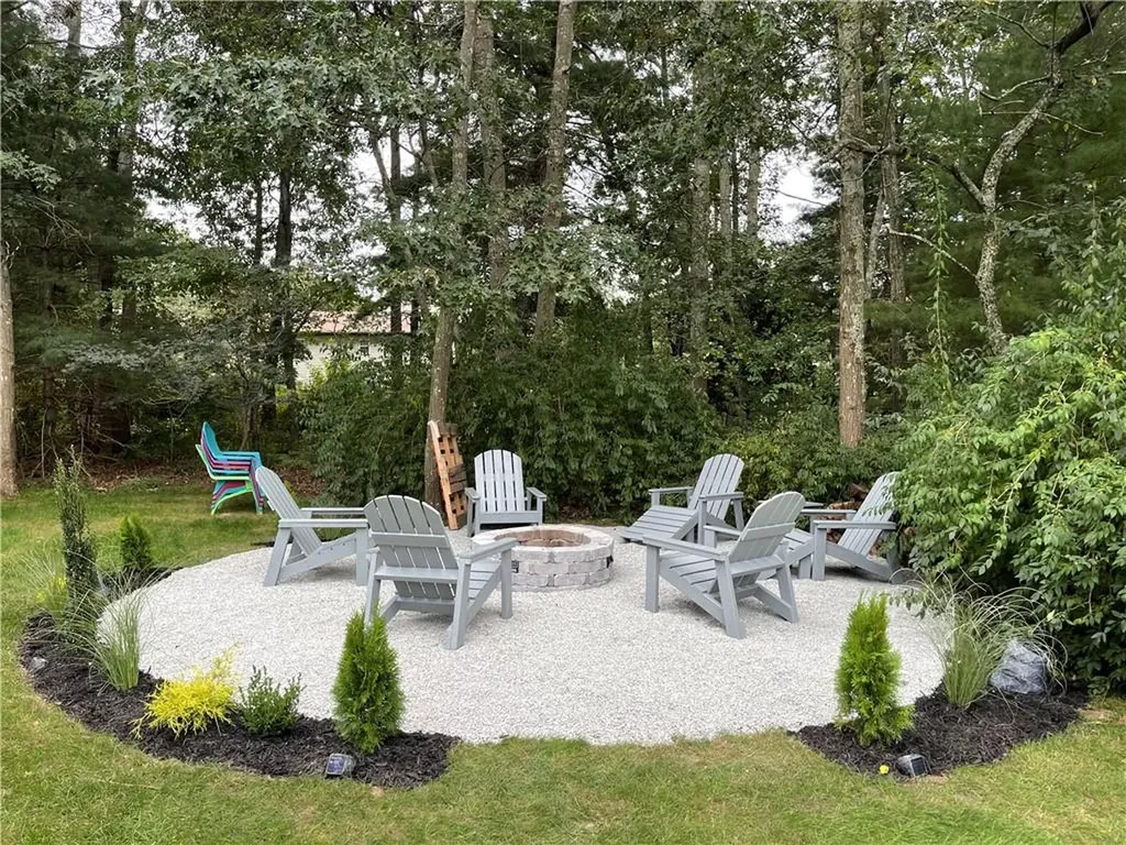 8 Winterberry Drive Coventry RI 02816