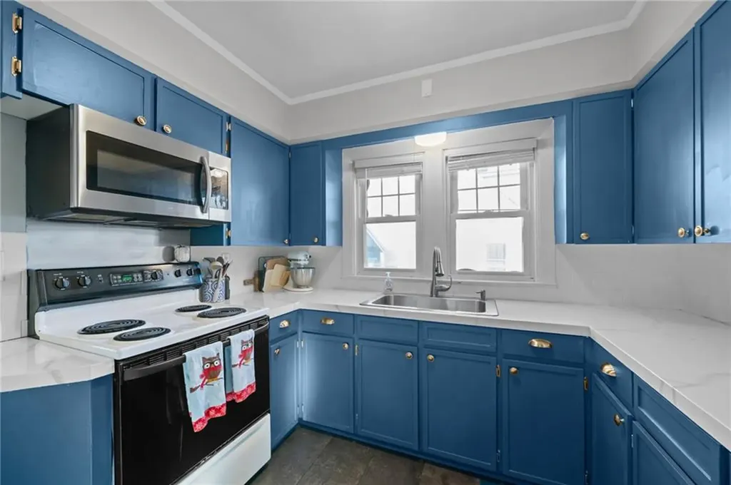 51 Smythe Street Middletown RI 02842