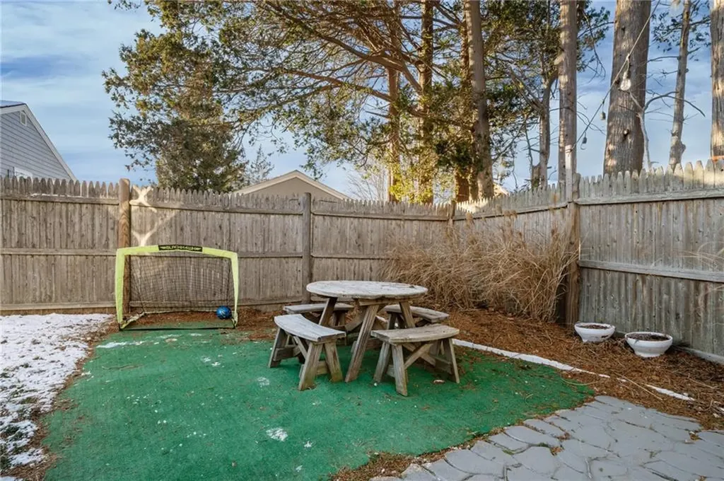 51 Smythe Street Middletown RI 02842