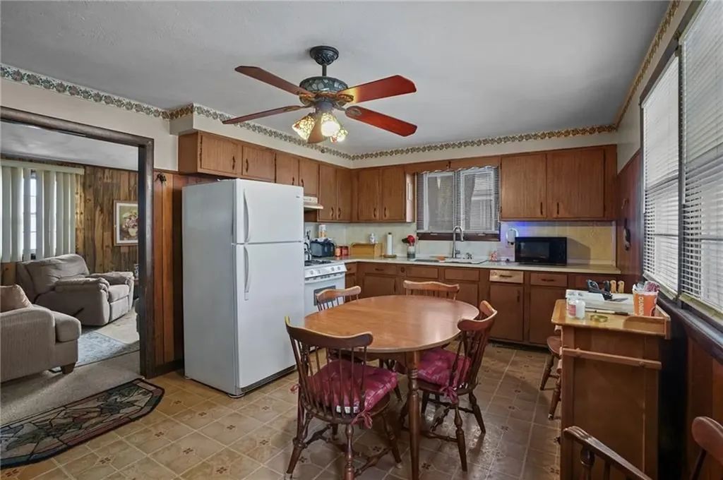 15 Job Street Providence RI 02904