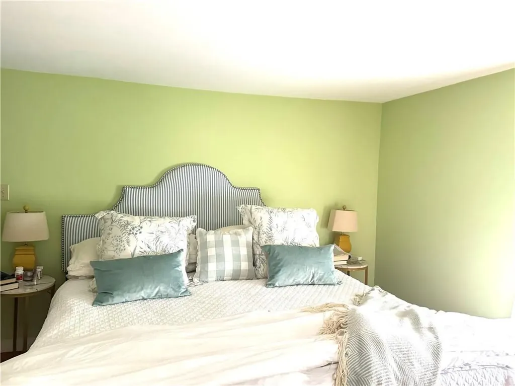 26 South Baptist Street Newport RI 02840