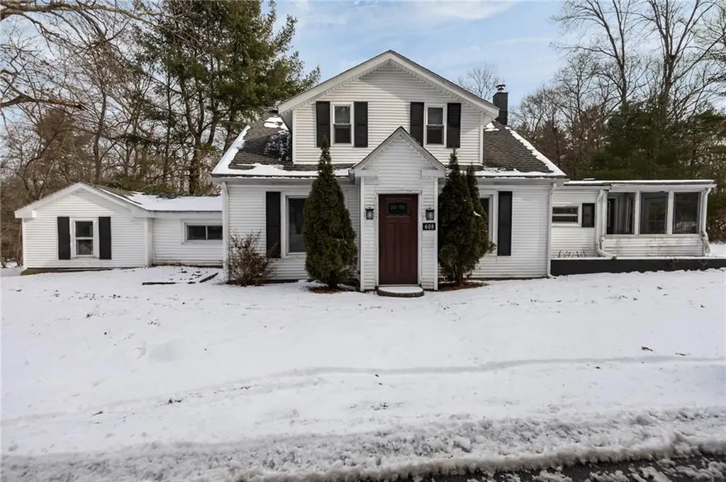608 Black Plain Road North Smithfield RI 02896