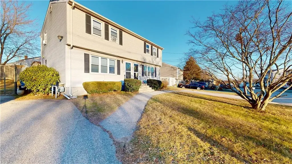 19 Pavilion Court Cranston RI 02920
