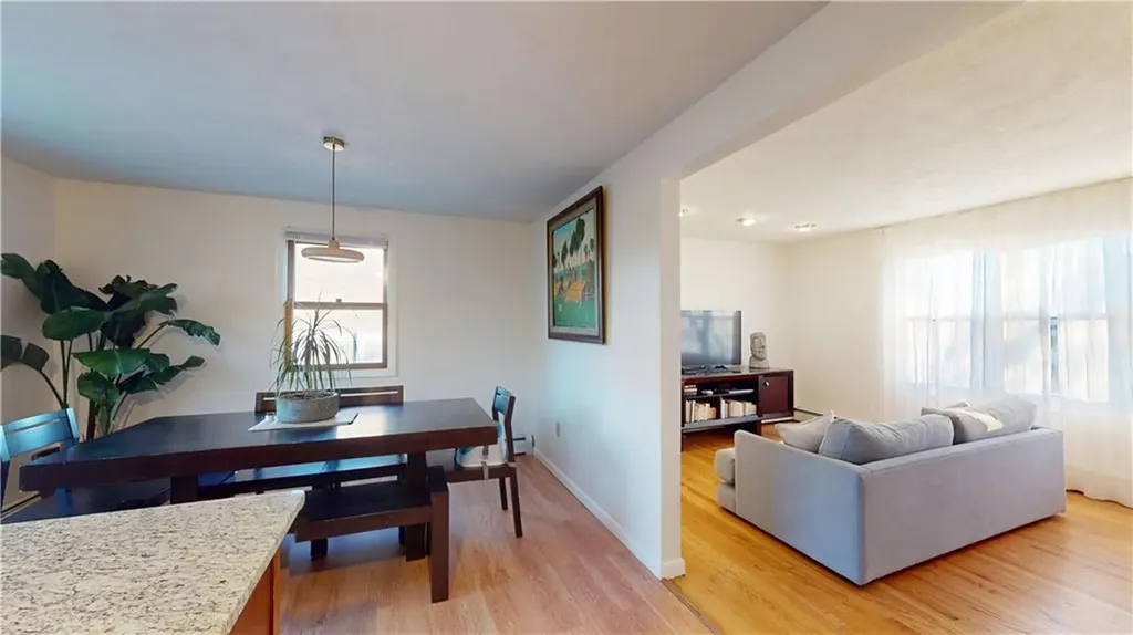 19 Pavilion Court Cranston RI 02920