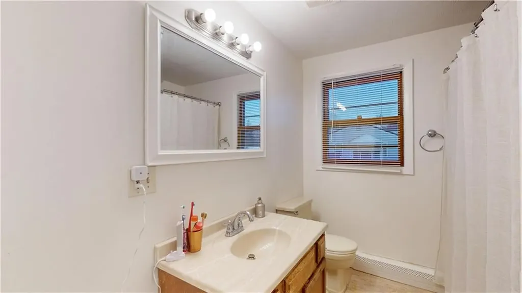 19 Pavilion Court Cranston RI 02920
