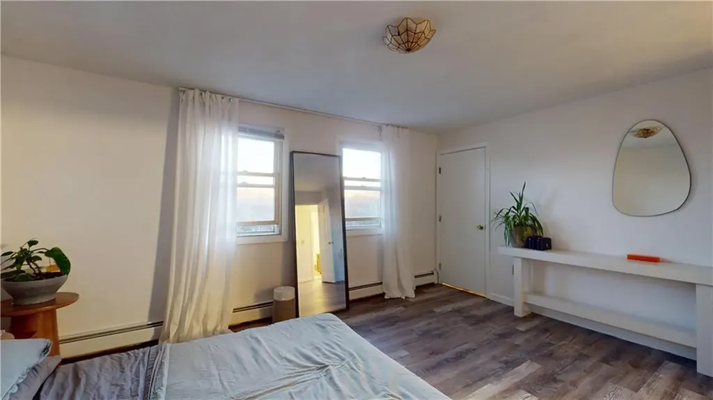 19 Pavilion Court Cranston RI 02920