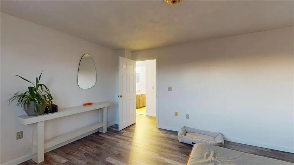 19 Pavilion Court Cranston RI 02920