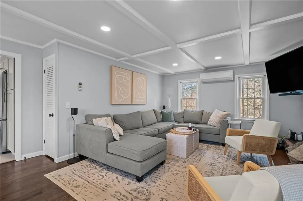 299 Succotash Road South Kingstown RI 02879