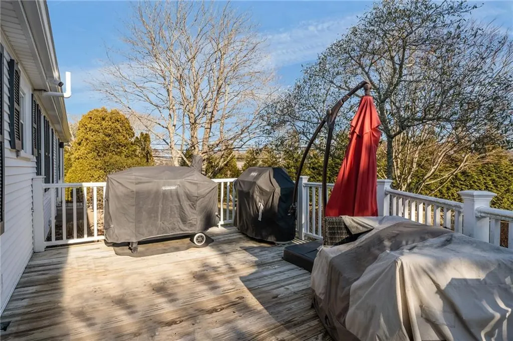 299 Succotash Road South Kingstown RI 02879