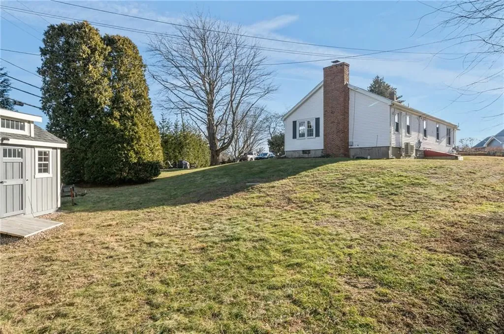 299 Succotash Road South Kingstown RI 02879