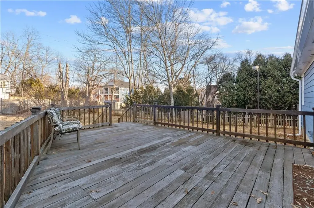 159 Old County Road Smithfield RI 02917