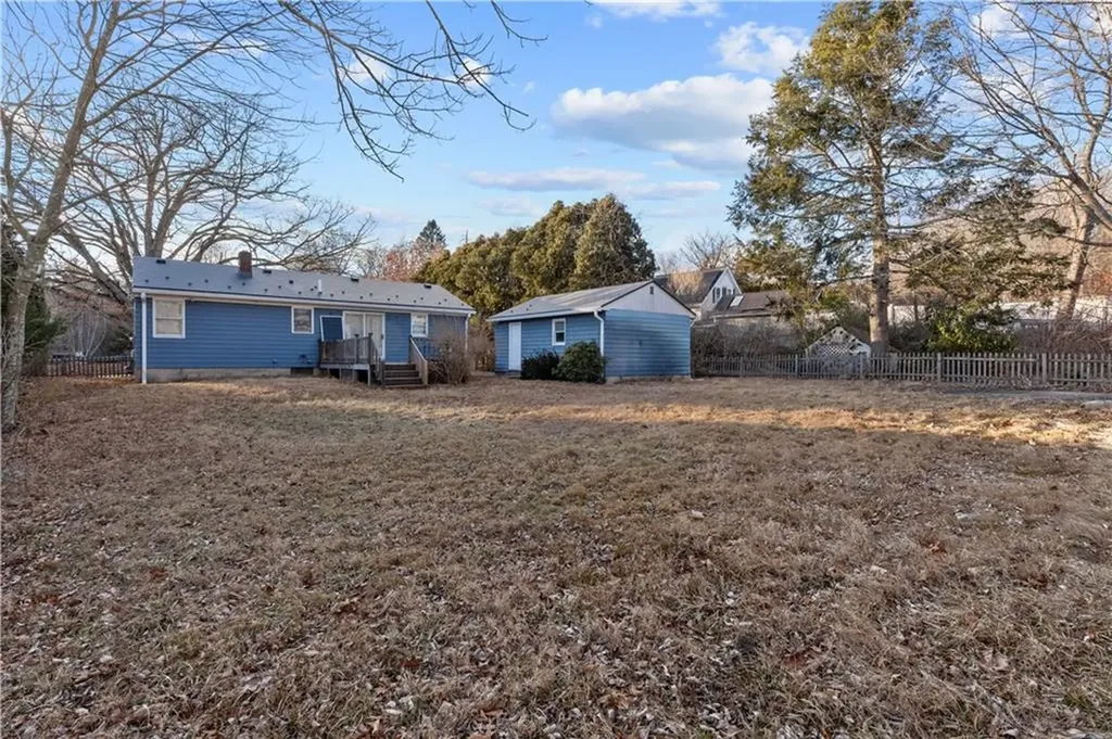 159 Old County Road Smithfield RI 02917