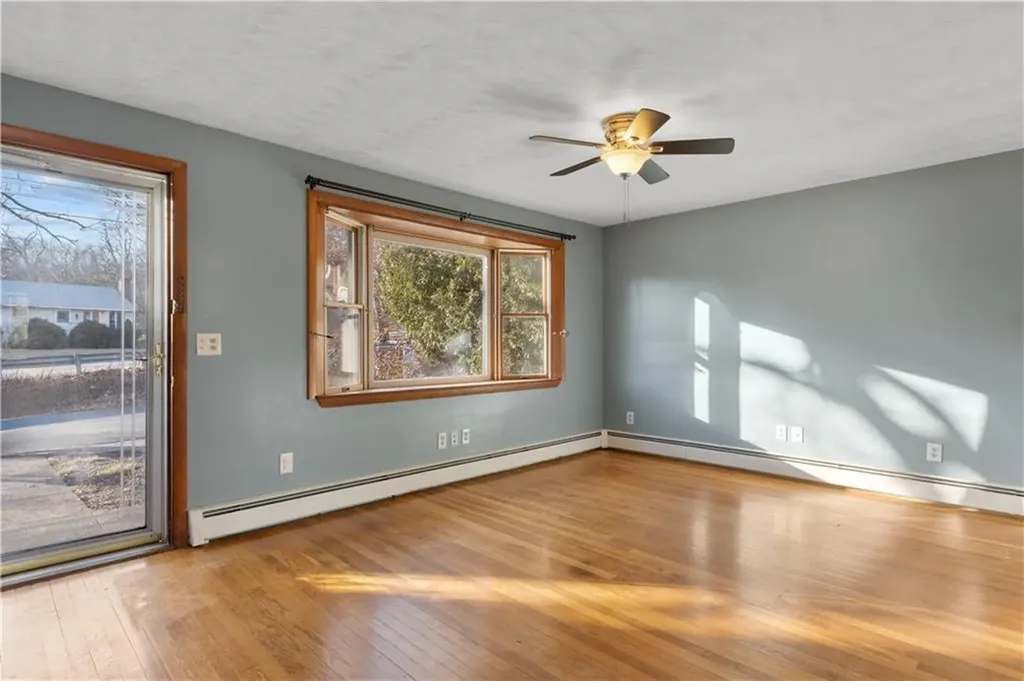 159 Old County Road Smithfield RI 02917