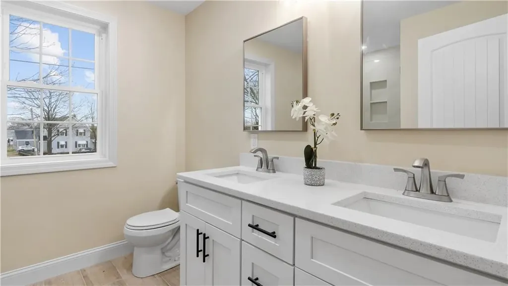 102 Ames Street Pawtucket RI 02861