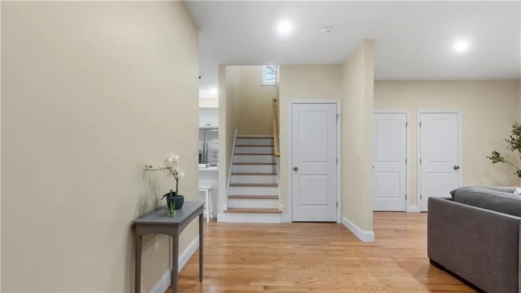 102 Ames Street Pawtucket RI 02861