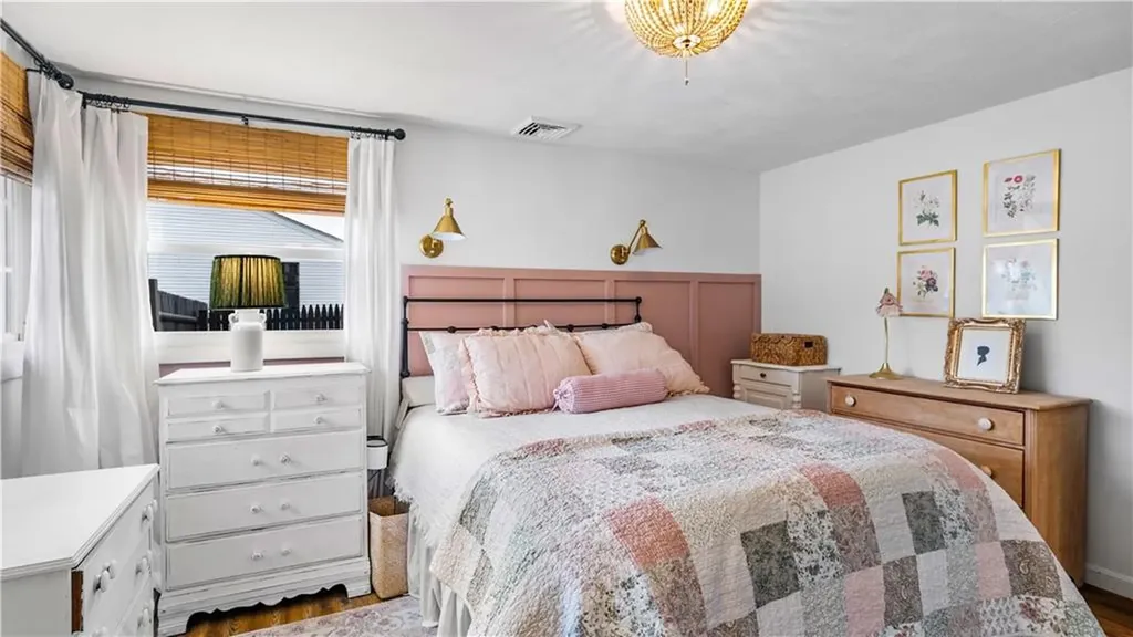 15 Shadbush Road Warwick RI 02888