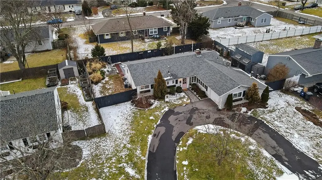 15 Shadbush Road Warwick RI 02888