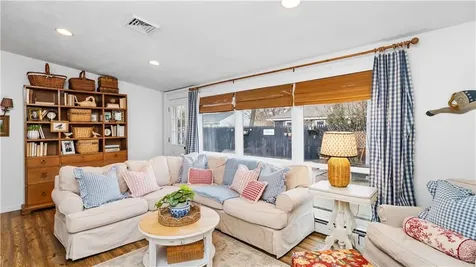 15 Shadbush Road Warwick RI 02888