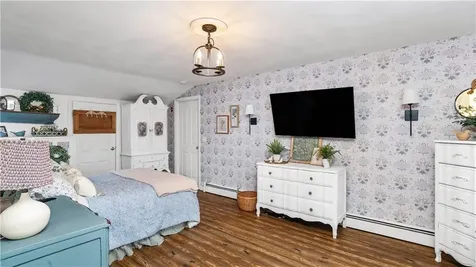 15 Shadbush Road Warwick RI 02888