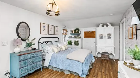 15 Shadbush Road Warwick RI 02888