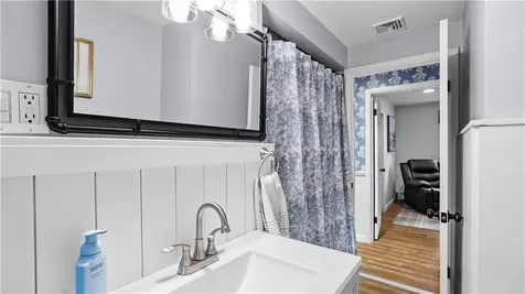 15 Shadbush Road Warwick RI 02888