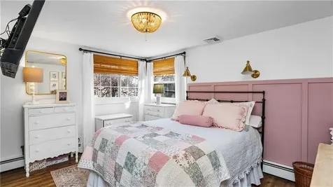 15 Shadbush Road Warwick RI 02888