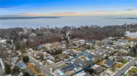 15 Shadbush Road Warwick RI 02888