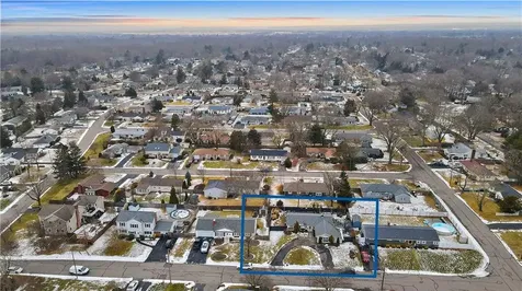 15 Shadbush Road Warwick RI 02888